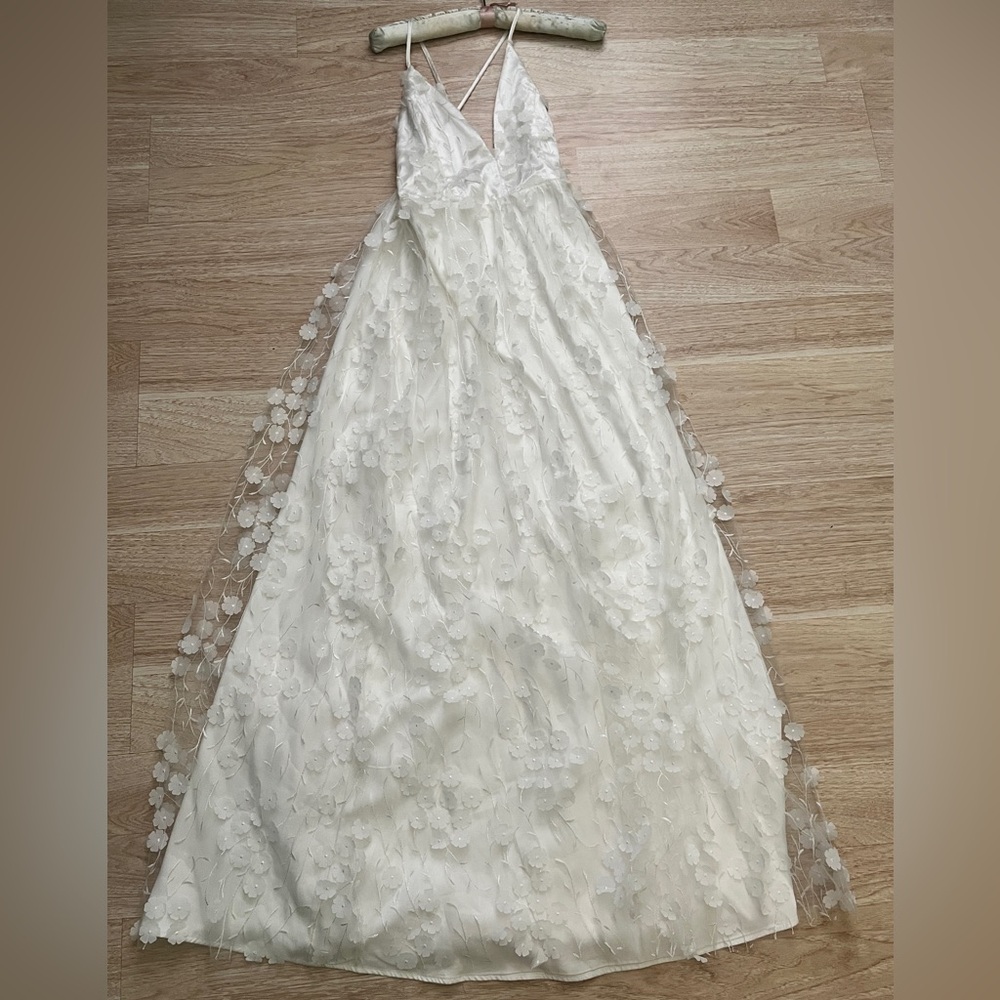 Lulu's Ivory Floral Appliqué Dress